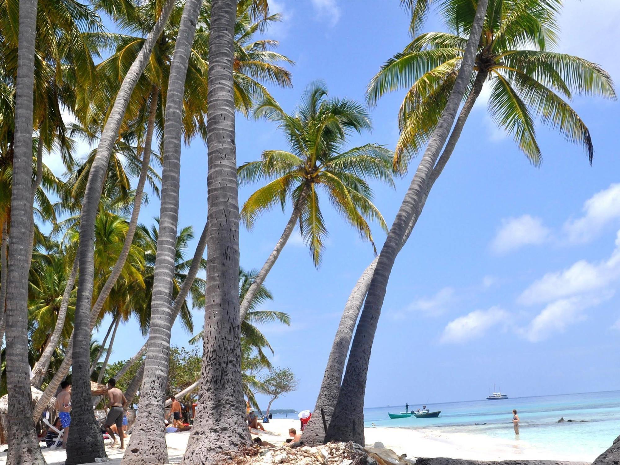 Water Breeze Hotel Maafushi Exterior photo